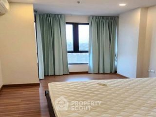 Condo en alquiler de 1 habitaciones en Khlong San, Bangkok