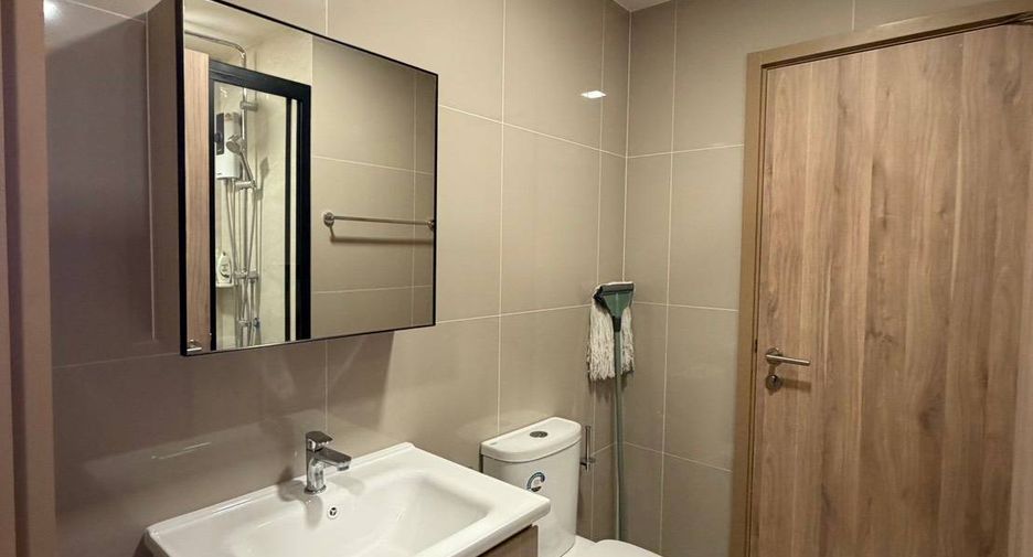 For rent 1 bed condo in Huai Khwang, Bangkok