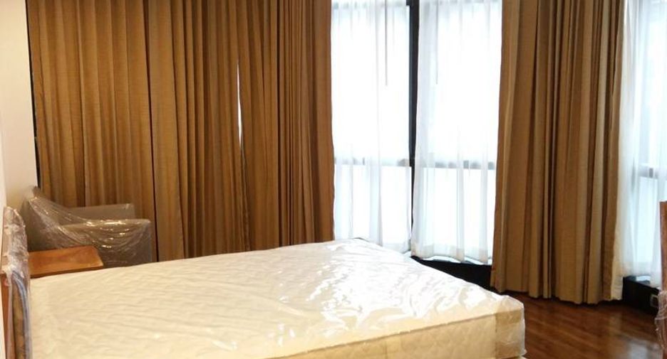 À louer 3 chambres appartement à Khlong Toei, Bangkok