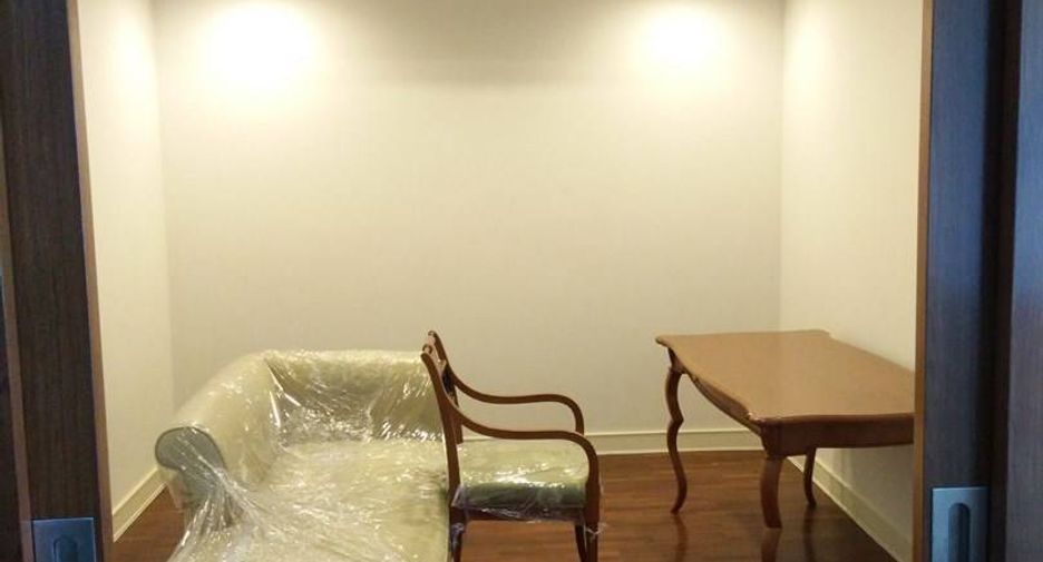À louer 3 chambres appartement à Khlong Toei, Bangkok