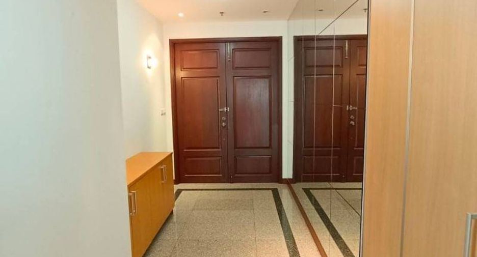 Аренда 3 спальни апартаменты в Кхлонг Тоеи, Бангкок