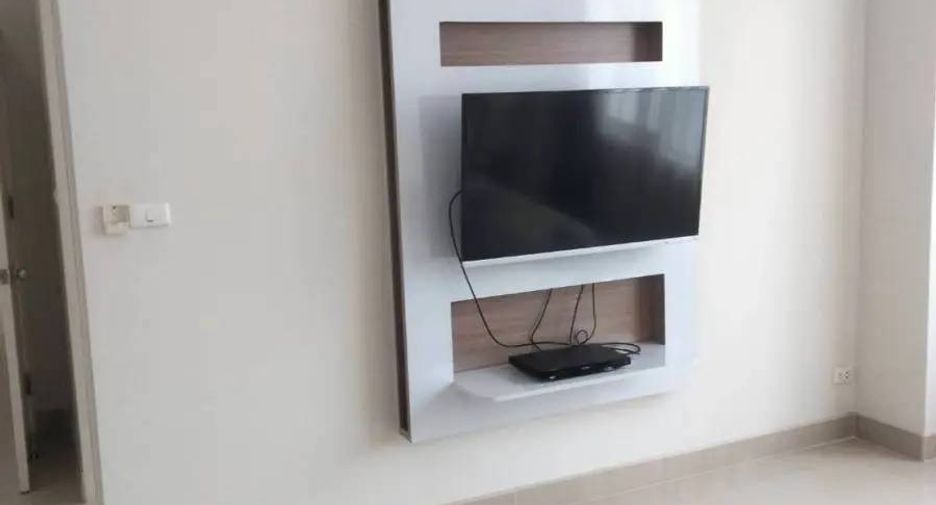 Condo en alquiler de 3 habitaciones 