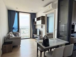 À louer 1 chambre condo à Phaya Thai, Bangkok