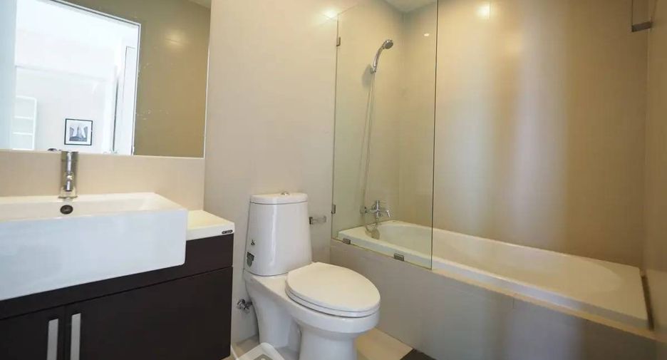 À louer 1 chambre condo à Watthana, Bangkok