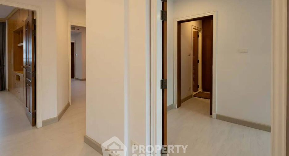 Apartamento en alquiler de 3 habitaciones en Watthana, Bangkok