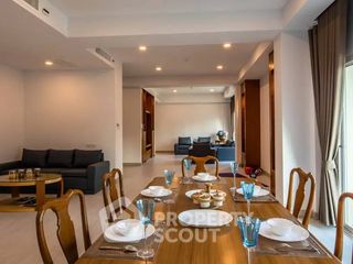 For rent 3 bedrooms apartment in Watthana, Bangkok