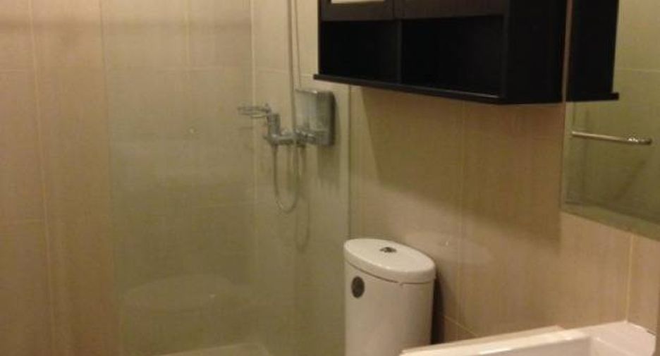 Condo en alquiler de 1 habitaciones en Watthana, Bangkok