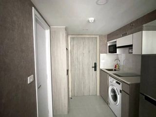 Condo en alquiler de 2 habitaciones en Bang Rak, Bangkok