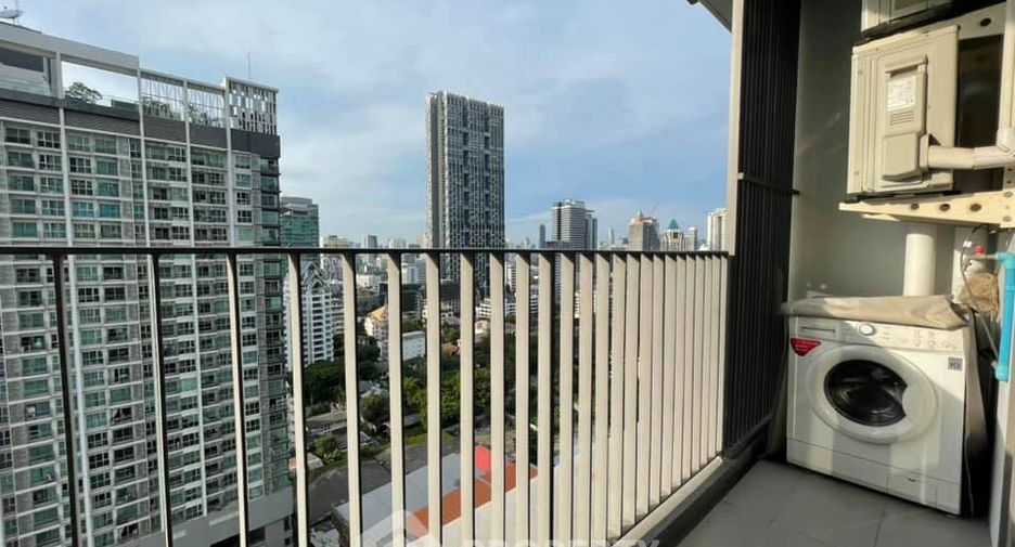 Condo en alquiler de 1 habitaciones en Sathon, Bangkok