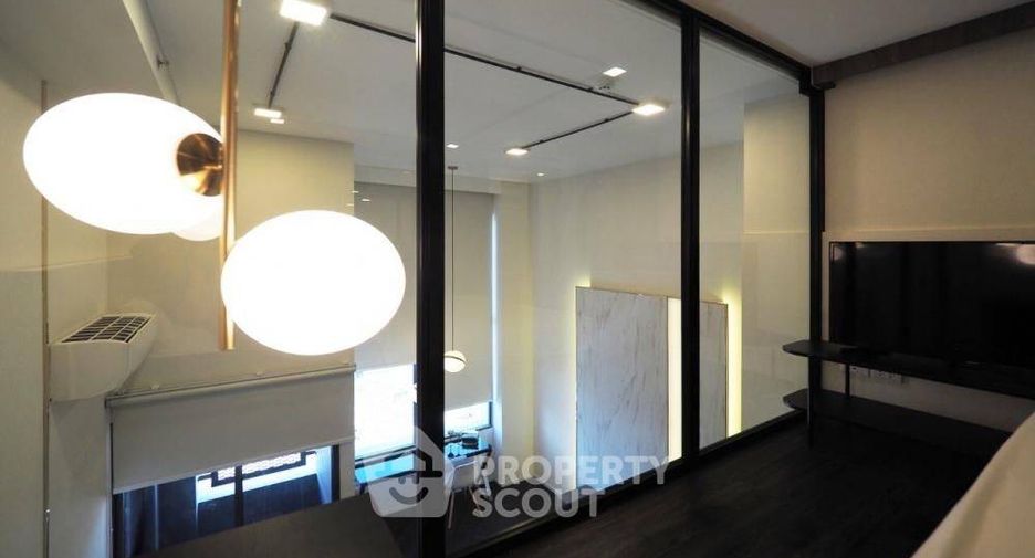 For rent 1 bed condo in Phra Khanong, Bangkok