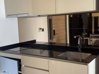 For rent 1 Beds condo in Bang Rak, Bangkok