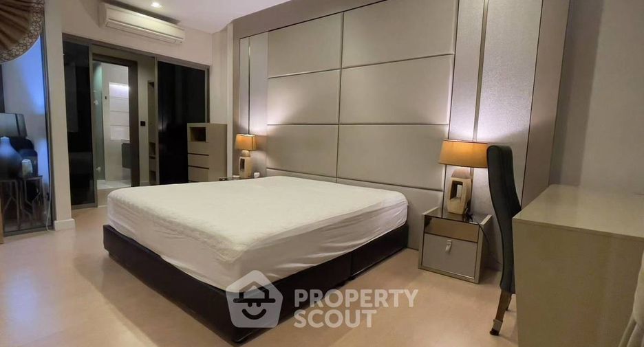 Condo en alquiler de 1 habitaciones en Bang Rak, Bangkok