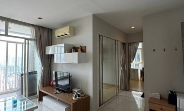 Wohnung zur Miete mit 2 Zimmer in Ratchathewi, Bangkok