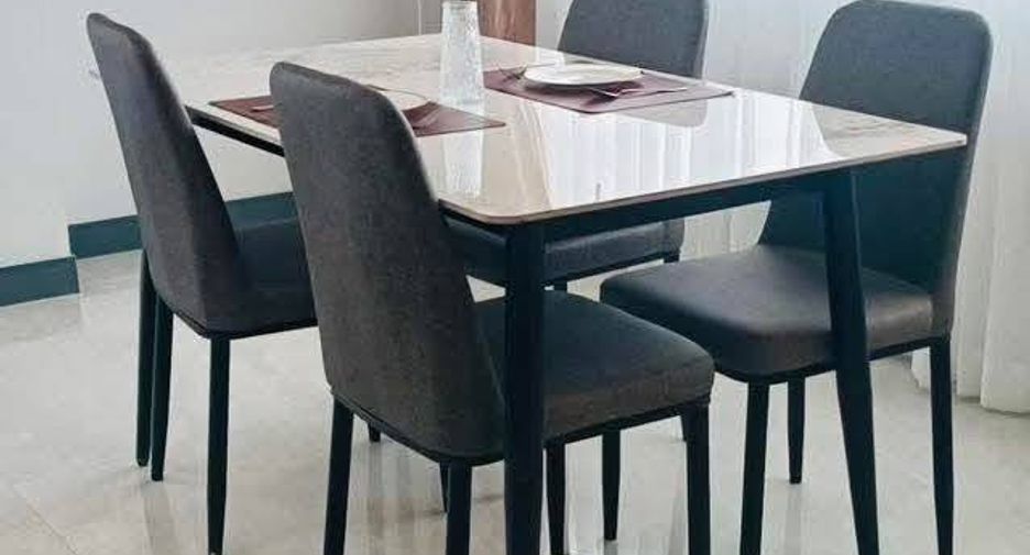 For rent 3 bedrooms condo in Jomtien, Pattaya