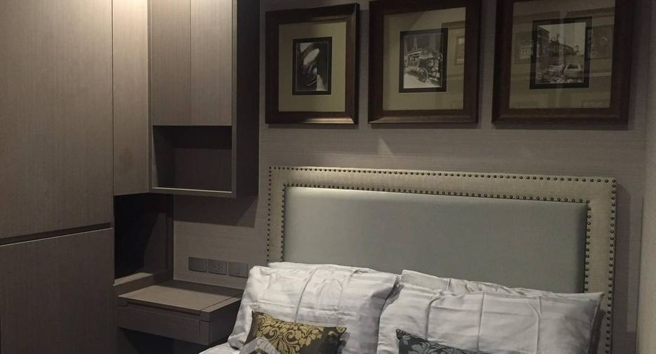 For rent 2 bedrooms condo in Sathon, Bangkok