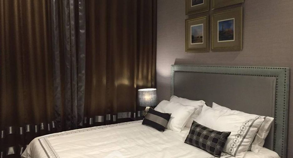 For rent 2 bedrooms condo in Sathon, Bangkok