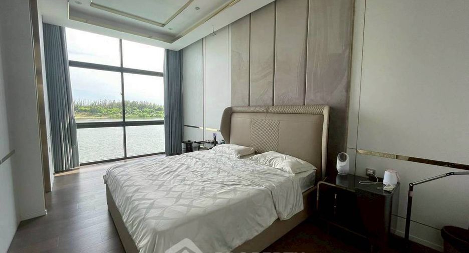 Casa en alquiler de 5 habitaciones en Bang Phli, Samut Prakan