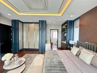 Аренда 4 спальни дом в Лат Крабанг, Бангкок