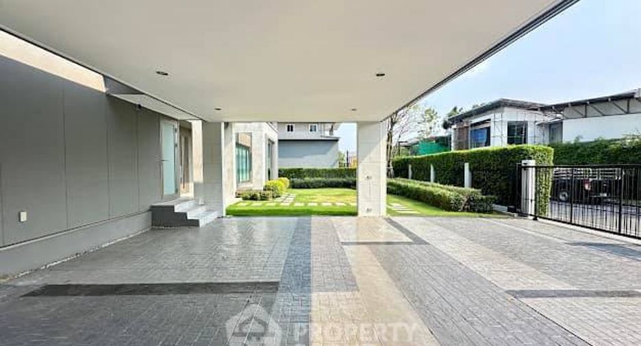For rent 4 ベッドルーム house in Lat Krabang, Bangkok