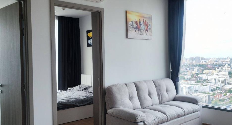 For rent 1 bed condo in Watthana, Bangkok