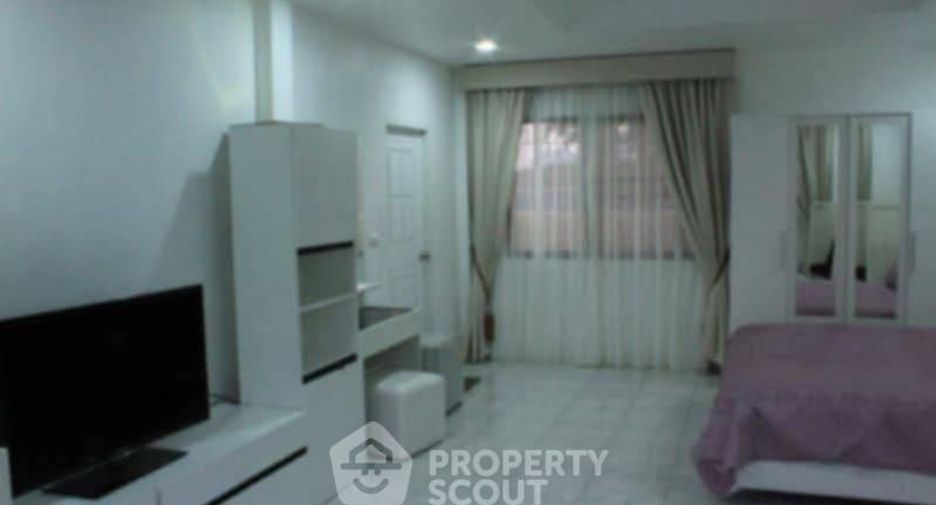 For rent 3 bedrooms house in Jomtien, Pattaya