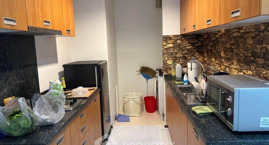 For rent 1 Beds condo in Khlong San, Bangkok