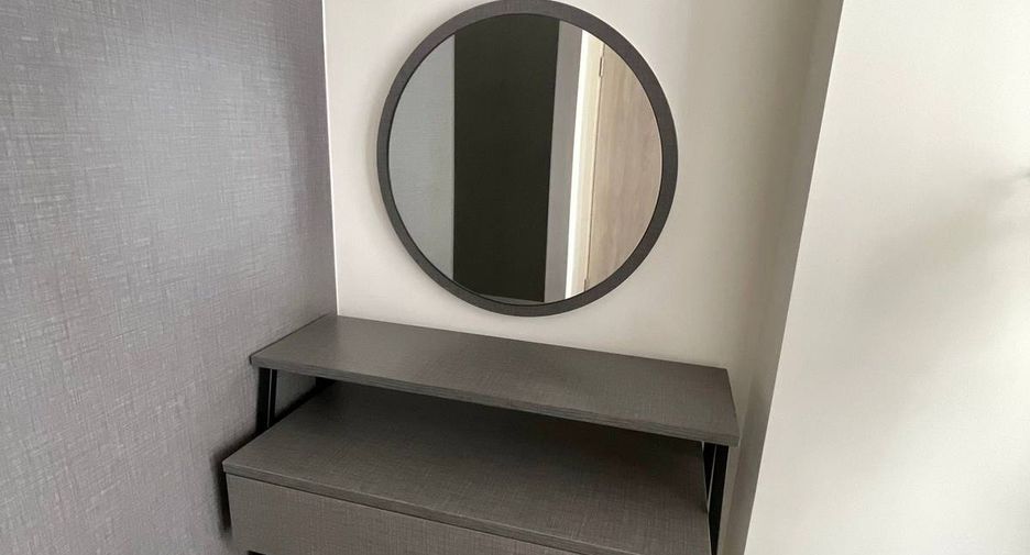 Condo en alquiler de 1 habitaciones en Huai Khwang, Bangkok