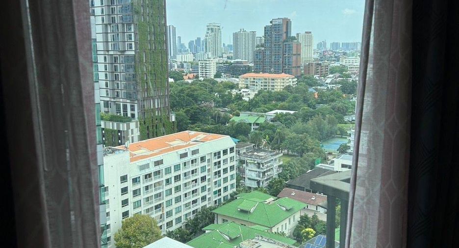 For rent 1 bed condo in Khlong Toei, Bangkok