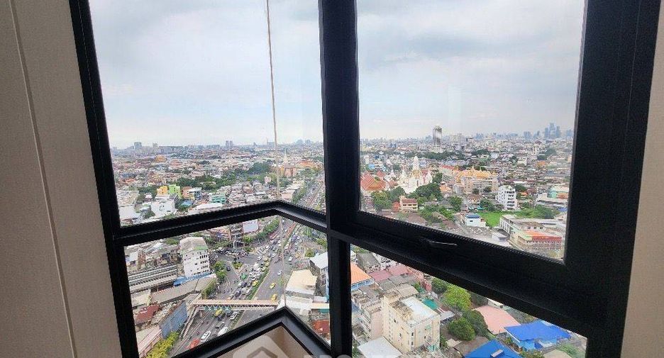 For rent 2 bedrooms condo in Khlong San, Bangkok