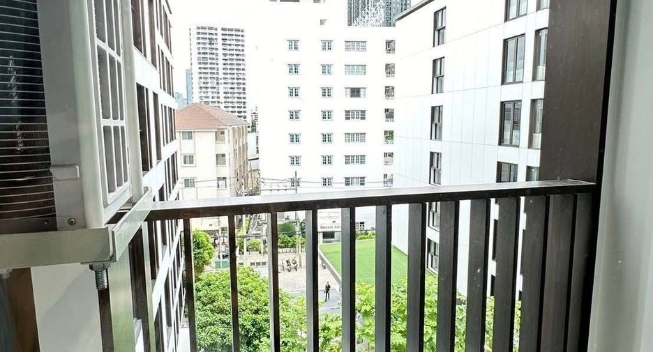 À louer 1 chambre condo à Watthana, Bangkok