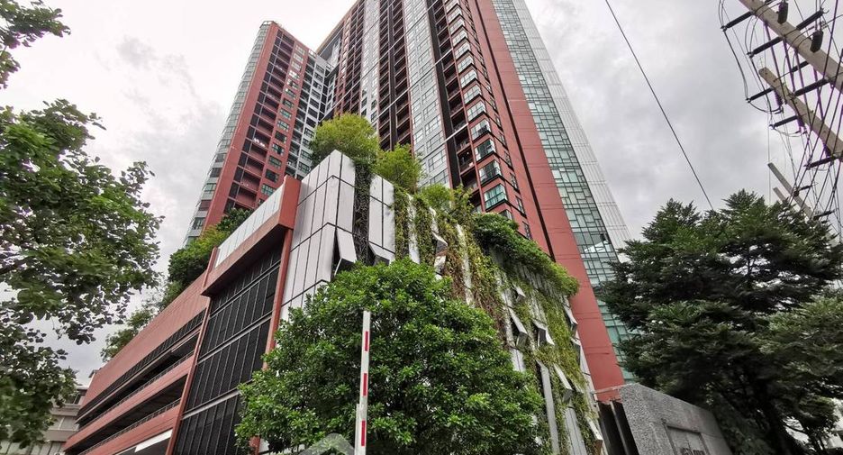Condo en alquiler de 1 habitaciones en Khlong Toei, Bangkok