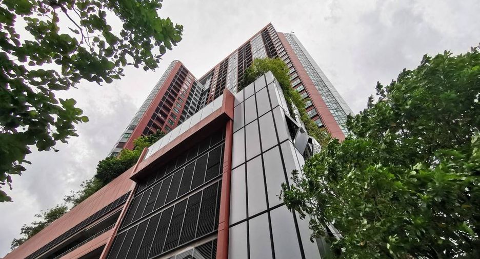 Condo en alquiler de 1 habitaciones en Khlong Toei, Bangkok
