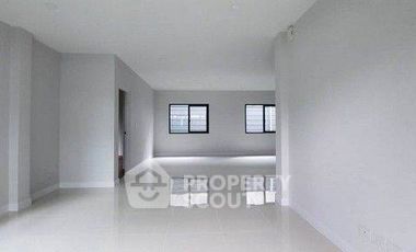 出租 4 卧室 独立屋 在 Don Mueang, 曼谷
