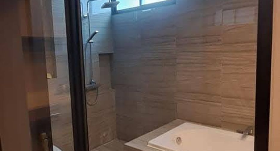 Reihenhaus zur Miete mit 3 Zimmer in Suan Luang, Bangkok
