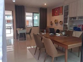Reihenhaus zur Miete mit 3 Zimmer in Suan Luang, Bangkok