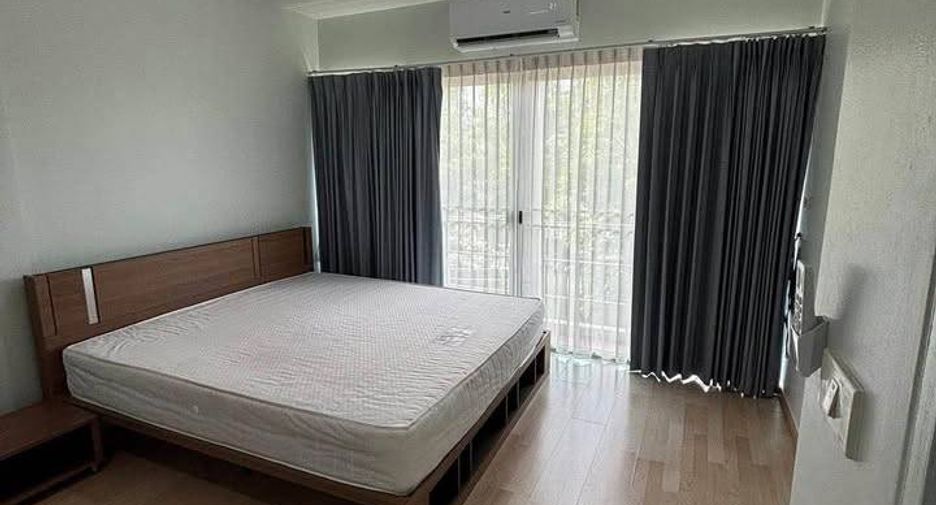 Reihenhaus zur Miete mit 3 Zimmer in Suan Luang, Bangkok