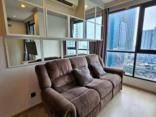 For rent 2 bedrooms condo in Ratchathewi, Bangkok