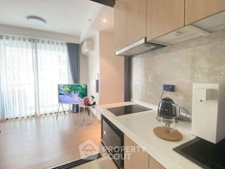 For rent 2 bedrooms condo in Yan Nawa, Bangkok