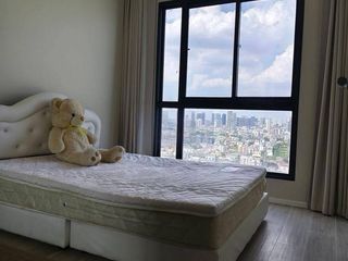 Wohnung zur Miete mit 2 Zimmer in Huai Khwang, Bangkok