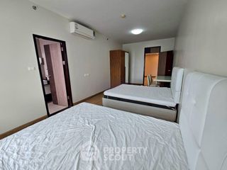 À louer 3 chambres condo à Bang Kho Laem, Bangkok