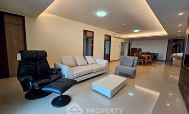 For rent 3 bedrooms condo in Bang Kho Laem, Bangkok
