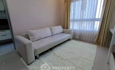 For rent 1 bed condo in Sathon, Bangkok