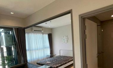 For rent 2 bedrooms condo 