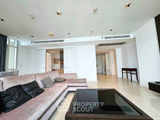 Wohnung zur Miete mit 4 Zimmer in Pathum Wan, Bangkok
