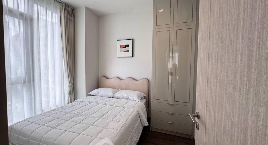 For rent 2 bedrooms condo in Ratchathewi, Bangkok