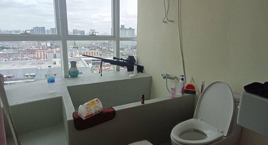 Аренда 2 спальни кондо в Банг Капи, Бангкок