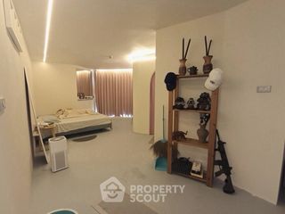 Аренда 2 спальни кондо в Банг Капи, Бангкок
