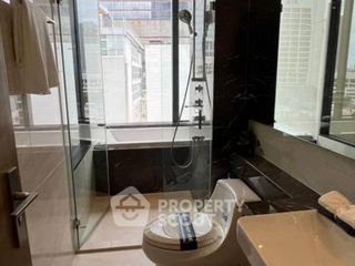 For rent 2 bedrooms condo in Bang Rak, Bangkok