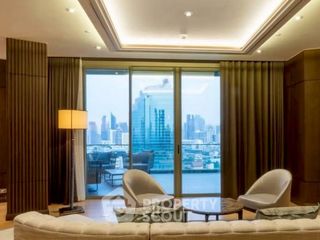 Wohnung zur Miete mit 3 Zimmer in Khlong San, Bangkok