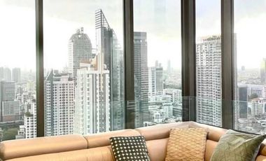 For rent 2 bedrooms condo in Bang Rak, Bangkok